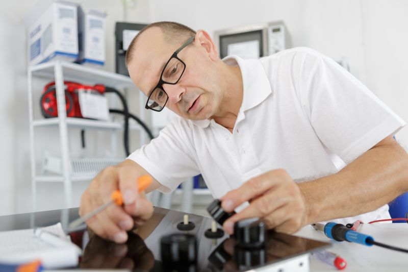 Local Cooktop Repair pros at work